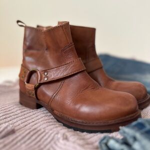Vintage Foundry Co. Ankle Boots 6
